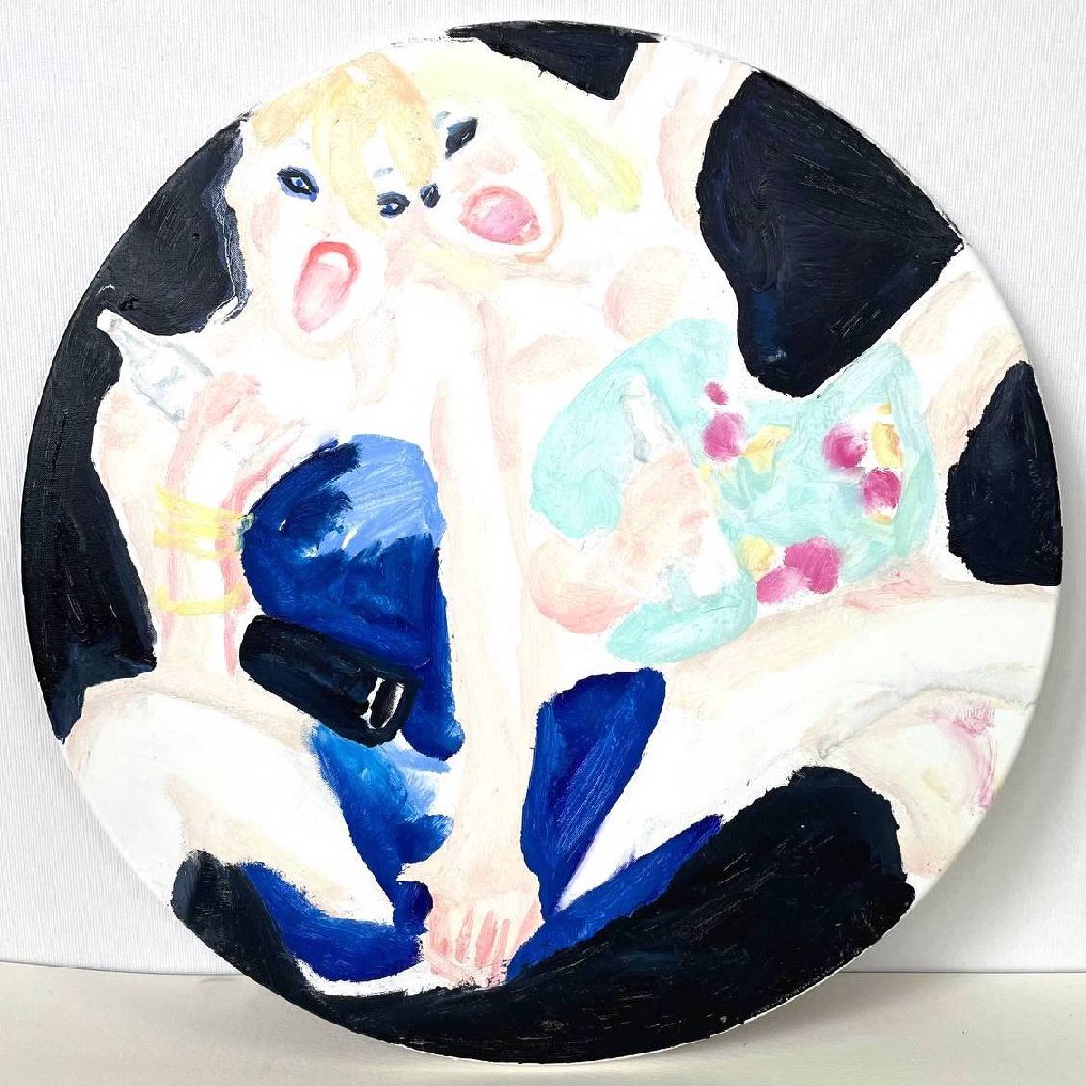 Night 3 Bottle,D40cm,oil on canvas,2023